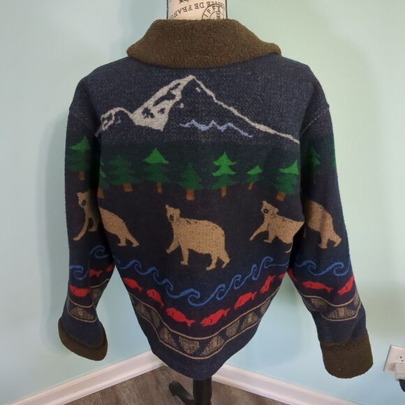 Pendleton Originals Women's Wool Blanket Coat Bear Fish Mountains Pines medium - Picture 2 of 8